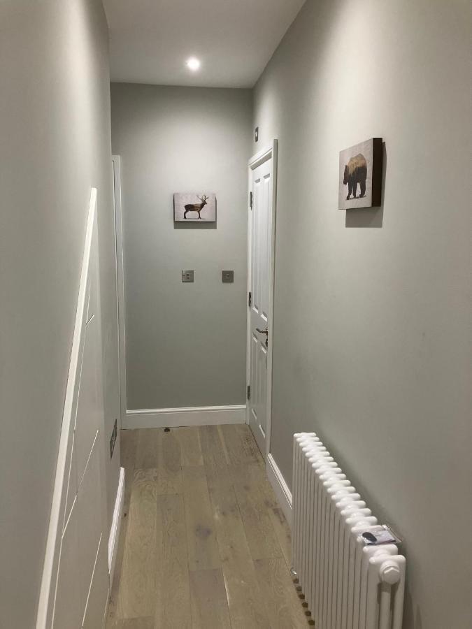 Spectacular 2 Bed Apartment With Lovely Terrace - 1 The Southwell Лондон Екстериор снимка